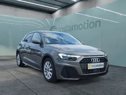 Grau Gebraucht 2024 Audi A1 Sportback S-Line Kleinwagen | 28.490 € (Etwas zu teuer)