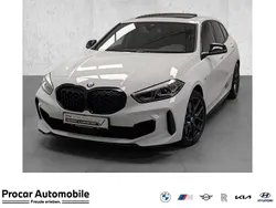 Weiß Gebraucht 2022 BMW M135 Performance Kleinwagen | 34.480 € (Fairer Preis)
