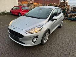 Silber Gebraucht 2018 Ford Fiesta Cool & Connect Limousine | 5.474 € (Guter Preis)