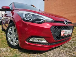 Red passion Gebraucht 2017 Hyundai i20 Trend Kleinwagen | 9.990 € (Fairer Preis)
