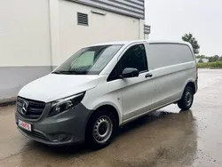 Weiß Gebraucht 2020 Mercedes Vito Van / Kleinbus | 14.200 €