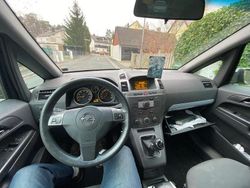 Silber Gebraucht 2006 Opel Zafira Van / Kleinbus | 1.000 € (Superpreis)