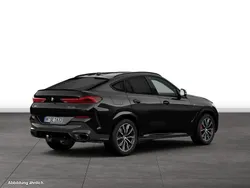 Black sapphire metallic Gebraucht 2025 BMW X6 M Sport SUV | 94.544 € (Fairer Preis)