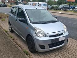 Grau Gebraucht 2008 Daihatsu Cuore Kleinwagen | 1.500 € (Fairer Preis)