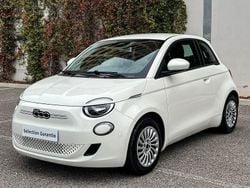 Weiß Gebraucht 2022 Fiat 500e Action | 12.490 € (Guter Preis)