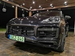Gebraucht 2020 Porsche Cayenne Turbo S SUV | 118.271 €