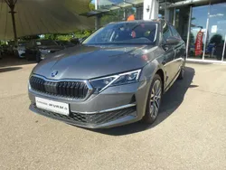 Graphitegrau metallic Neu 2024 Skoda Octavia Exclusive Kombi | 39.900 € (Teuer)
