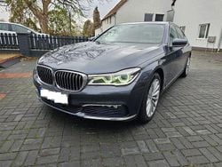 Blau Gebraucht 2017 BMW 730 Limousine | 23.900 € (Superpreis)