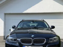 Schwarz Gebraucht 2009 BMW 330 Kombi | 8.600 € (Fairer Preis)