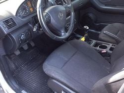 Schwarz Gebraucht 2001 Opel Vectra Limousine | 850 € (Guter Preis)