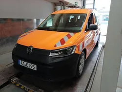 Orange Gebraucht 2023 VW Caddy Maxi Van / Kleinbus | 29.900 € (Fairer Preis)
