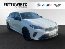 Alpinweiss Gebraucht 2024 BMW M135 Efficient Dynamics Kleinwagen | 38.790 € (Etwas zu teuer)