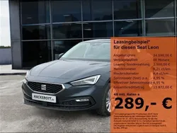 Grau Gebraucht 2024 Seat Leon Style Limousine | 34.690 €