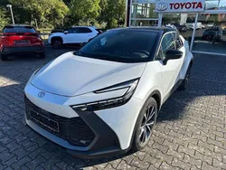 Platinumweiss perleffekt/schwa Neu 2025 Toyota C-HR SUV | 37.990 € (Teuer)