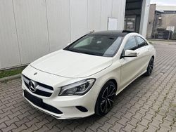 Weiß Gebraucht 2017 Mercedes CLA180 Limousine | 18.999 € (Fairer Preis)