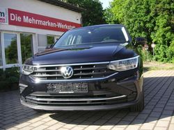 Deep black perleffekt Gebraucht 2022 VW Tiguan Life SUV | 26.950 € (Fairer Preis)