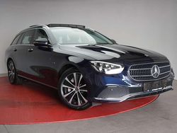 Cavansitblau Gebraucht 2021 Mercedes E300 Avantgarde Kombi | 29.490 € (Guter Preis)