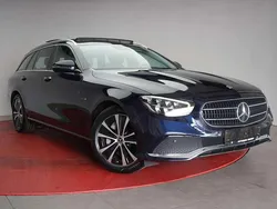 Cavansitblau Gebraucht 2021 Mercedes E300 Avantgarde Kombi | 30.490 € (Guter Preis)