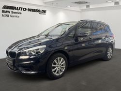 Imperialblau brillanteffekt metalli (blau) Gebraucht 2016 BMW 216 Gran Tourer Van / Kleinbus | 10.900 € (Fairer Preis)