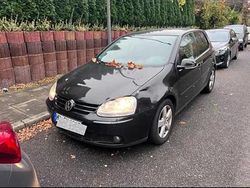 Schwarz Gebraucht 2008 VW Golf V Kleinwagen | 1.800 € (Superpreis)