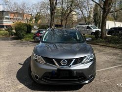 Grau Gebraucht 2025 Nissan Qashqai SUV | 13.800 €