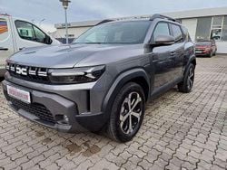 Grau Neu 2025 Dacia Duster Journey SUV | 21.980 € (Fairer Preis)