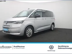 Reflexsilber metallic Gebraucht 2024 VW T7 Life Van | 53.880 € (Fairer Preis)