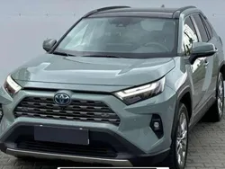 Grün Gebraucht 2023 Toyota RAV4 Hybrid SUV | 38.900 € (Fairer Preis)
