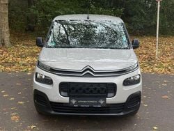 Grau Gebraucht 2019 Citroën Berlingo Live Van / Kleinbus | 10.999 € (Fairer Preis)