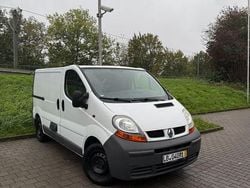 Weiß Gebraucht 2006 Renault Trafic Van / Kleinbus | 5.250 € (Guter Preis)