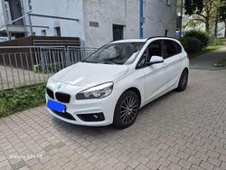 Gebraucht 2015 BMW 220 Active Tourer Van / Kleinbus | 17.500 € (Fairer Preis)