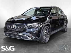 Metalliclack kosmosschwarz Gebraucht 2024 Mercedes GLA180 Progressive SUV | 37.480 € (Fairer Preis)