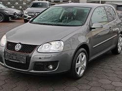Grau Gebraucht 2008 VW Golf V Sportline Kleinwagen | 2.500 € (Superpreis)