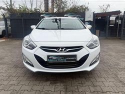Weiß Gebraucht 2015 Hyundai i40 Edition Kombi | 9.000 € (Fairer Preis)
