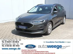 Grau (metallic) Gebraucht 2022 Ford Focus Cool & Connect Kombi | 17.990 € (Guter Preis)