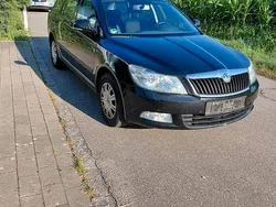 Schwarz Gebraucht 2012 Skoda Octavia Limousine | 4.300 € (Guter Preis)