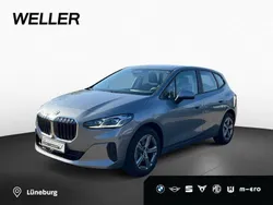 Skyscraper grau (grau) Gebraucht 2024 BMW 220 Active Tourer Performance Van / Kleinbus | 31.990 € (Guter Preis)