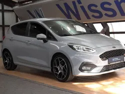 Blizzard grau metallic Gebraucht 2019 Ford Fiesta ST Kleinwagen | 16.475 € (Fairer Preis)