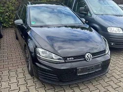 Schwarz Gebraucht 2015 VW Golf VII GTD Kombi | 10.999 € (Fairer Preis)