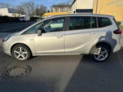 Silber Gebraucht 2015 Opel Zafira Tourer Van / Kleinbus | 7.500 € (Guter Preis)