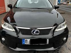 Schwarz Gebraucht 2012 Lexus CT200h Luxury Line Limousine | 12.300 € (Fairer Preis)