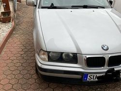 Silber Gebraucht 1998 BMW 316 Limousine | 700 €