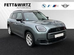 Smokey green metallic Gebraucht 2024 Mini Countryman SUV | 31.490 € (Guter Preis)