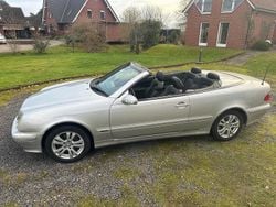 Silber Gebraucht 2001 Mercedes CLK230 Cabrio | 1.999 € (Fairer Preis)