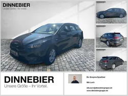 Grau Gebraucht 2023 Kia Ceed Vision Kombi | 24.384 € (Fairer Preis)