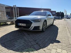 Weiß Gebraucht 2020 Audi A8L Ambiente Limousine | 55.990 € (Etwas zu teuer)