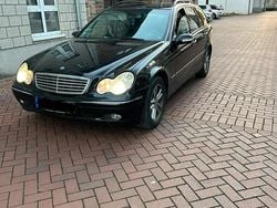 Schwarz Gebraucht 2003 Mercedes C200 Kombi | 1.400 € (Guter Preis)
