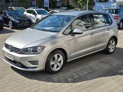 Silber Gebraucht 2014 VW Golf Sportsvan Comfortline Van / Kleinbus | 13.980 € (Fairer Preis)