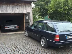 Blau Gebraucht 1995 Mercedes E250 Kombi | 12.000 €