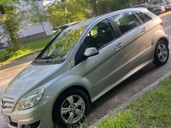 Grau Gebraucht 2009 Mercedes B200 Van / Kleinbus | 3.700 € (Superpreis)